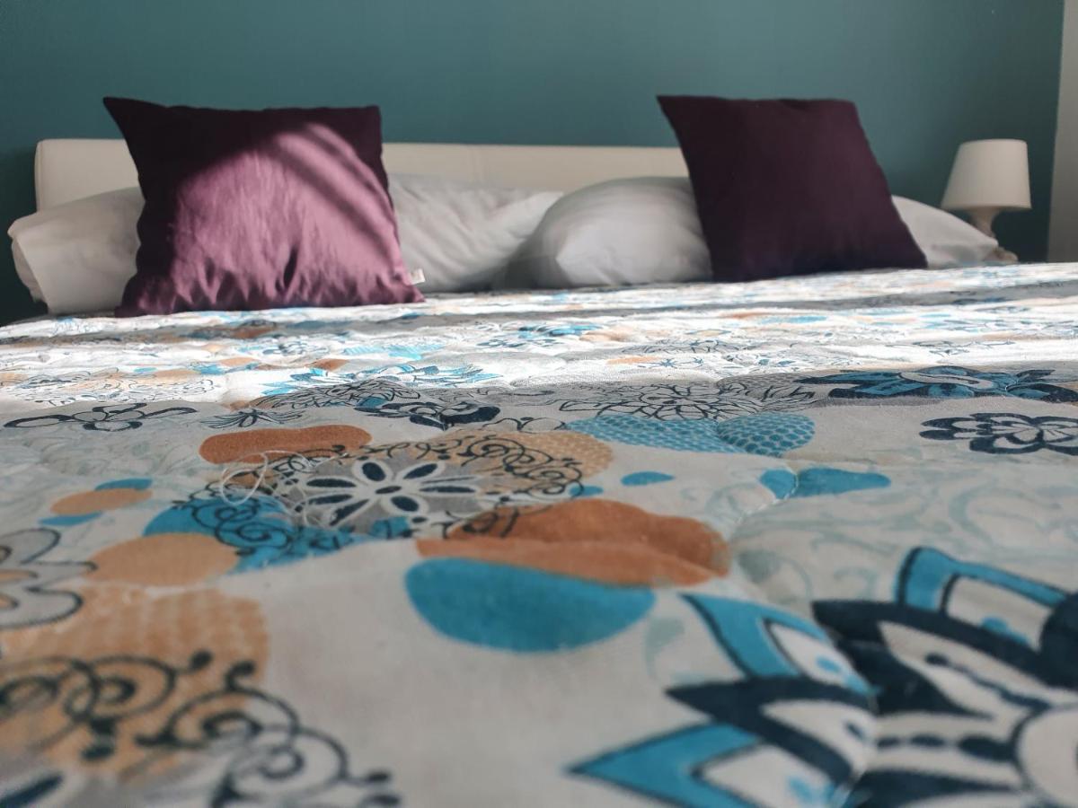 Cozy Two-Bedroom Apartment Zadar Extérieur photo